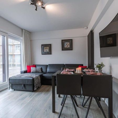 Huswell - Sunny Apartment In Knokke-Heist With Big Terrace Екстериор снимка