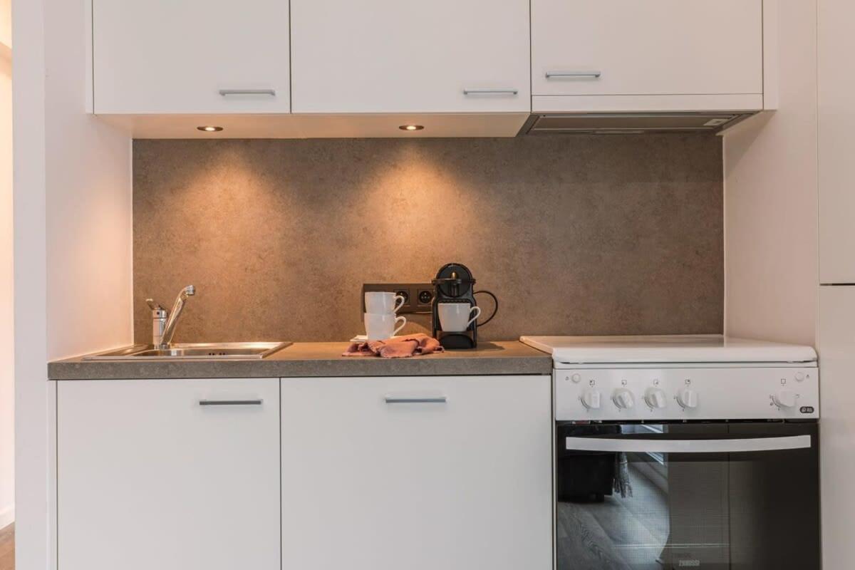 Huswell - Sunny Apartment In Knokke-Heist With Big Terrace Екстериор снимка