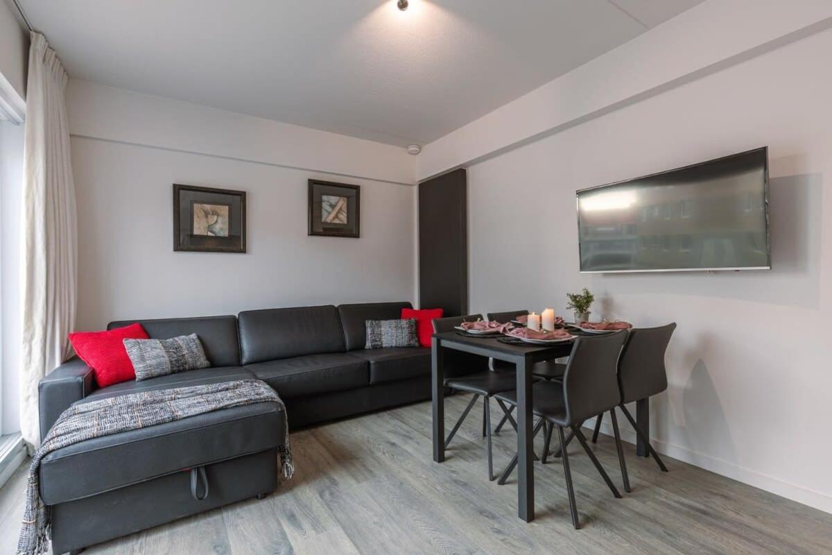 Huswell - Sunny Apartment In Knokke-Heist With Big Terrace Екстериор снимка